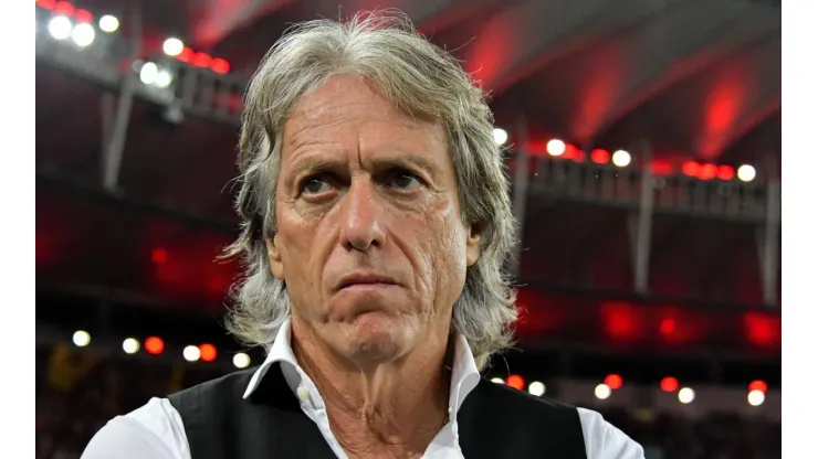 Foto: (Thiago Ribeiro/AGIF) - Jorge Jesus, ex-técnico no Flamengo, está à procura de um novo clube
