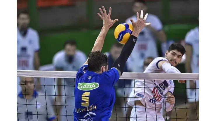 Foto: Divulgação/ Sada Cruzeiro / Superliga Masculina de Vôlei | Atlético Mineiro declara apoio ao Minas na final com Cruzeiro.
