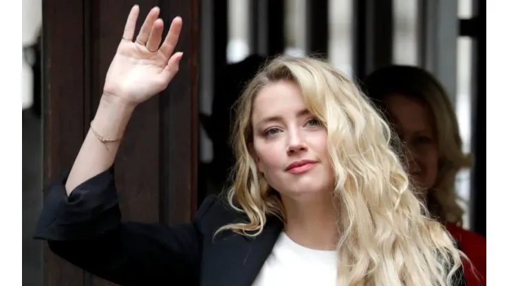 Amber Heard na porta do tribunal - Foto: John Phillips/Getty Images
