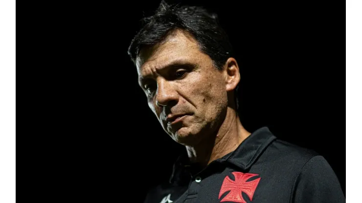 Jorge Rodrigues/AGIF. Desempenho de Zé Ricardo à frente do Vasco tem sido contestado pela torcida cruzmaltina
