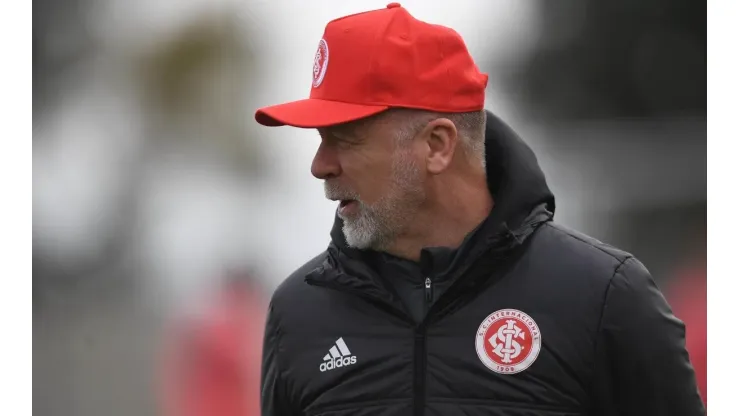 Foto: Ricardo Duarte/Internacional/Divulgação - Mano Menezes: técnico vive bom momento no Colorado
