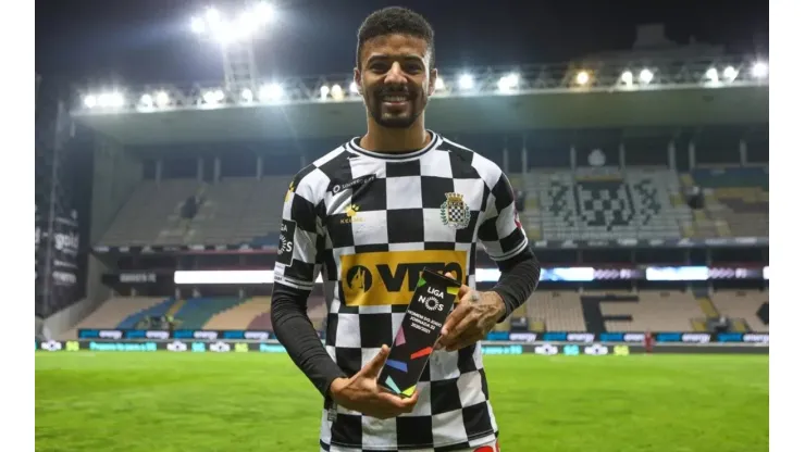 Foto: Divulgação/Boavista - Paulinho jogando no Boavista, de Portugal
