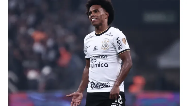 Ettore Chiereguini/AGIF - Willian volta aos treinos do Corinthians
