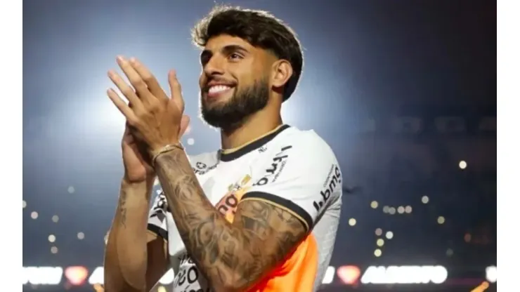 Foto: Rodrigo Coca/Ag. Corinthians - Apresentação de Yuri Alberto não contou com presença de Luan em treino aberto na Arena
