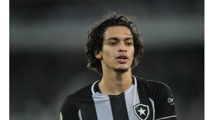 Thiago Ribeiro/AGIF - Matheus Nascimento recebe 'ultimato' do Botafogo
