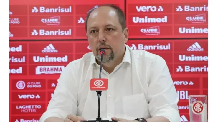 Foto: Ricardo Duarte / Internacional - Barcellos, diretor do Inter.
