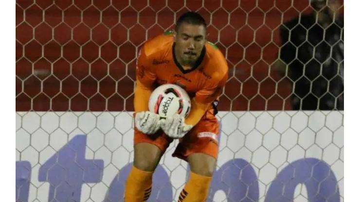 Marlon Costa/Ituano. Jefferson Paulino tem boa performance debaixo das traves do Galo de Itu
