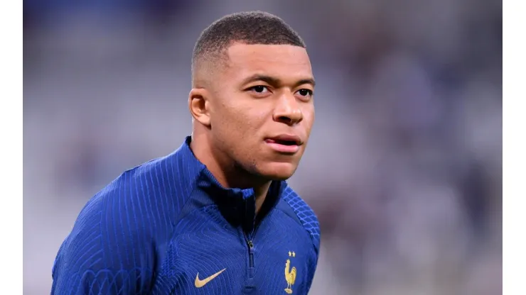 Aurelien Meunier/Getty Images. Mbappé pode deixar o PSG em janeiro de 2023
