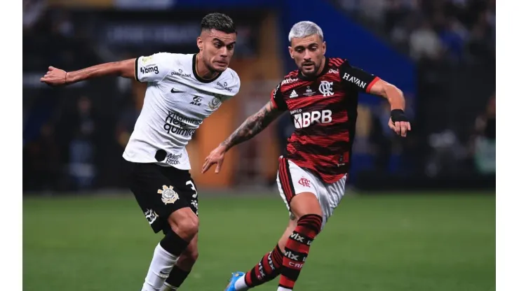 Ettore Chiereguini/AGIF/ Copa do Brasil: Números de Pedro e Gabigol dobram em relação aos atacantes do Corinthians.
