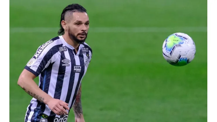 Foto: Marcello Zambrana/AGIF - Pará foi titular do Brusque ao longo da campanha.
