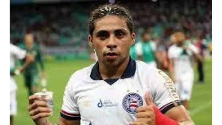 Felipe Oliveira / Bahia/ Victor Jacaré, Davô e +9; Barroca esboça Bahia para selar o acesso para a Série A do Brasileirão.
