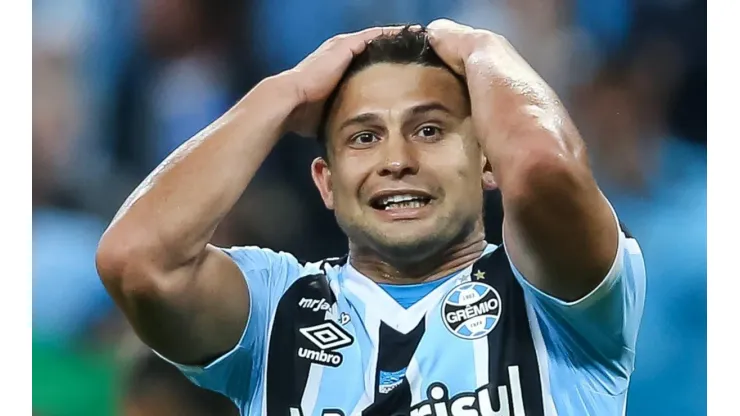 Elkeson não se cala e entrega sobre futuro no Grêmio em 2023