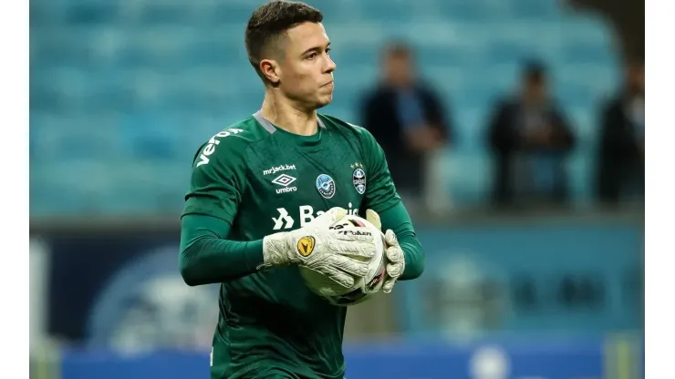 Pedro H. Tesch/AGIF - Brenno deve deixar de ser titular no Grêmio
