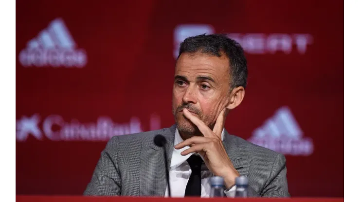 Photo by Denis Doyle/Getty Images - Luis Enrique decide se tornar streamer para se aproximar da torcida.
