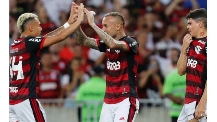 Foto: Gilvan de Souza/Flamengo - Vasco quer reserva do Flamengo
