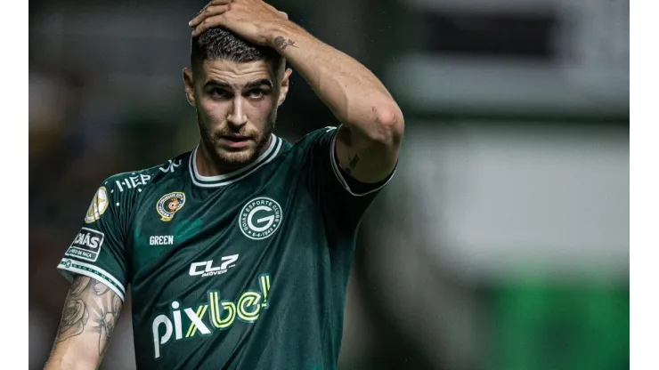 Foto: Heber Gomes/AGIF - Pedro Raul: atacante está sendo contratado pelo Vasco
