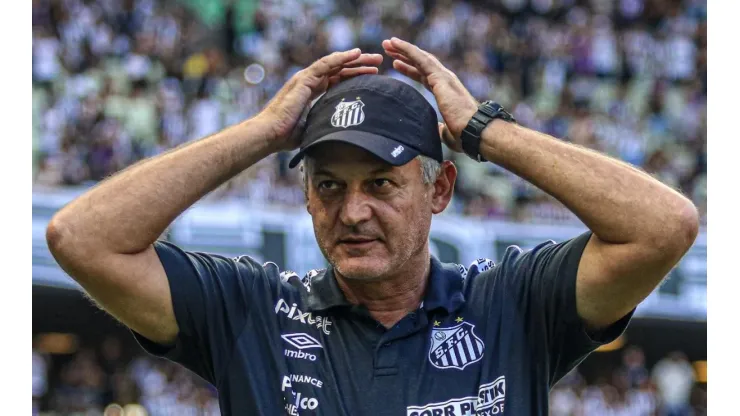 Lisca abre o jogo e manda a real sobre saída para o Santos