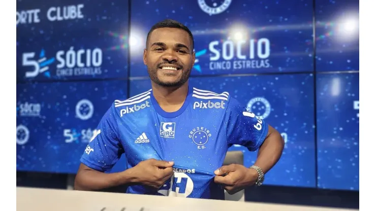 Divulgação/Cruzeiro. Nikão acumula passagens por Atlético-MG, América-MG e é o mais novo reforço do Cruzeiro
