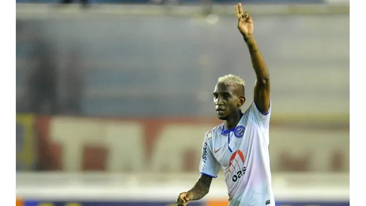 Fabio Castro/AGIF - Talisca vira assunto no Bahia
