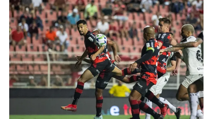 Foto: Diogo Reis/AGIF - Ceará perdeu para o Ituano nos pênaltis e acabou eliminado da Copa do Brasil
