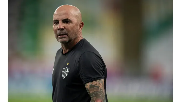 Foto: Jorge Rodrigues/AGIF - Sampaoli tem condição para retornar ao Brasil
