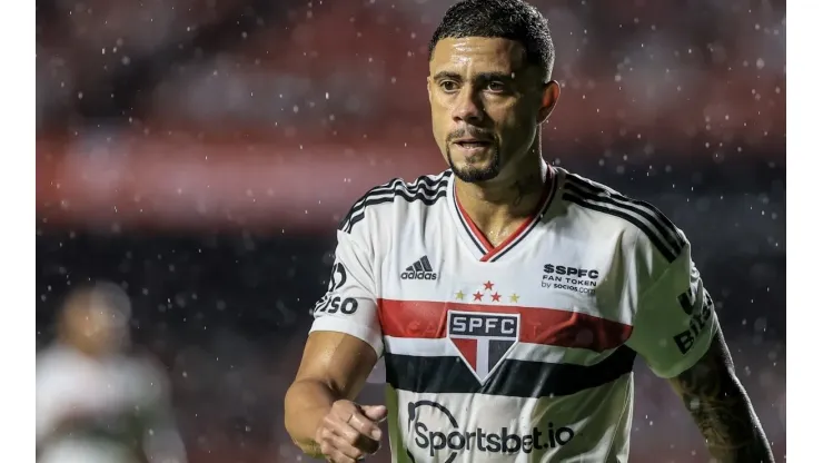 Foto: Marcello Zambrana/AGIF - Atlético-GO segue esperando dinheiro da venda de Wellington Rato
