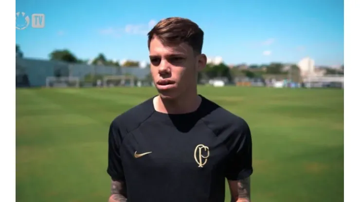 Christyan Barletta com a camisa do Corinthians - Foto: Reprodução/TV Corinthians
