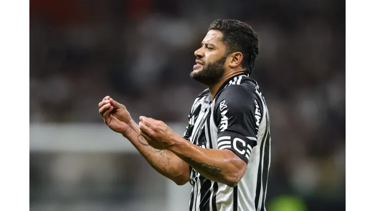 MG - BELO HORIZONTE - 17/05/2023 - COPA DO BRASIL 2023, ATLETICO-MG X CORINTHIANS - Hulk jogador do Atletico-MG reclama da arbitragem durante partida contra o Corinthians no estadio Mineirao pelo campeonato Copa do Brasil 2023. Foto: Gilson Junio/AGIF
