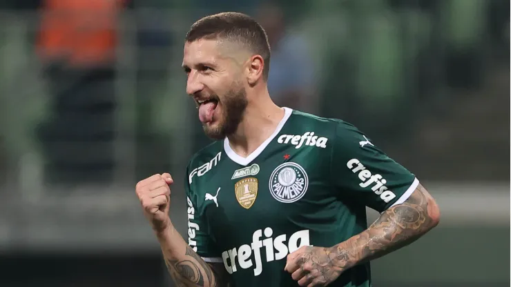 Foto: Cesar Greco - Zé Rafael é um dos titulares no meio de campo do Palmeiras de Abel Ferreira
