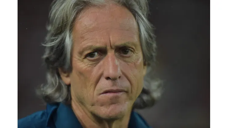 Thiago Ribeiro/AGIF. Jorge Jesus se despede do Fenerbahçe com recado enigmático
