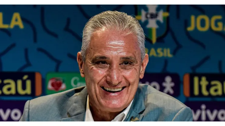 Foto: Thiago Ribeiro/AGIF - Tite dirigiu a Seleção Brasileira na última Copa do Mundo
