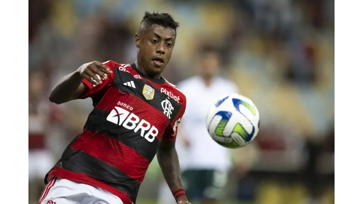 RJ - RIO DE JANEIRO - 10/05/2023 - BRASILEIRO A 2023, FLAMENGO X GOIAS - Bruno Henrique jogador do Flamengo durante partida contra o Goias no estadio Maracana pelo campeonato BRASILEIRO A 2023. Foto: Jorge Rodrigues/AGIF
