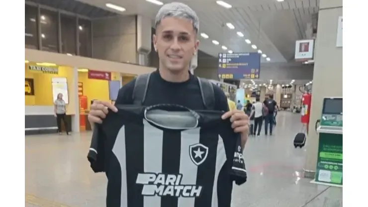 Foto: (Twitter Oficial Botafogo/Divulgação) - Diego Hernández quer retribuir carinho da torcida
