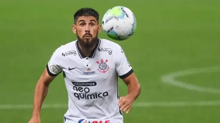 Foto: Marcello Zambrana/AGIF – Bruno Méndez vem se destacando nas últimas partidas