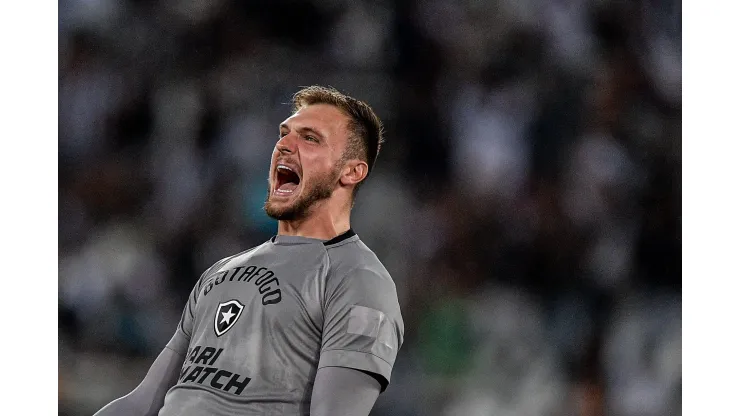 Thiago Ribeiro/AGIF. Lucas Perri, goleiro do Botafogo, recebe sondagens da Itália
