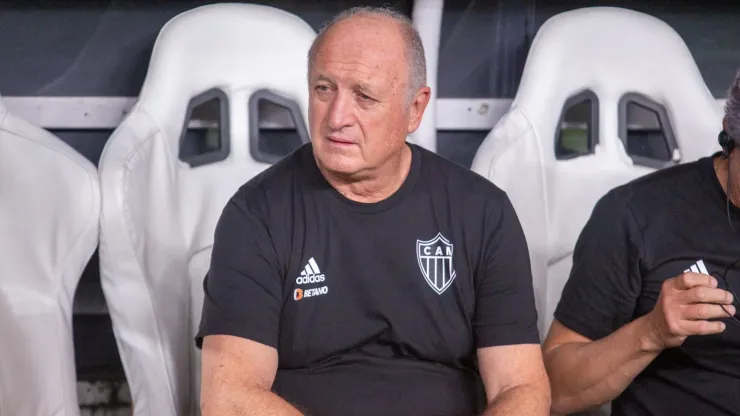 Foto: Lucas Emanuel/AGIF - Felipão: técnico tem problemas no Atlético para Libertadores
