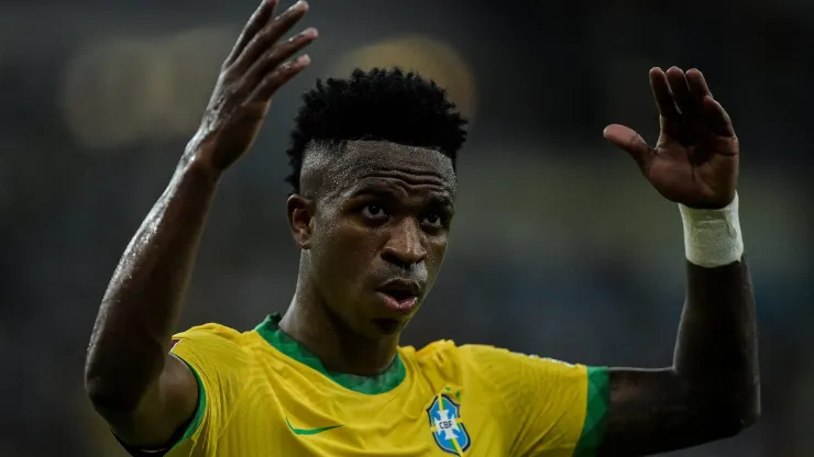 RJ - Rio de Janeiro - 24/03/2022 - ELIMINATORIAS COPA DO MUNDO 2022, BRASIL X CHILE - Vini Jr. jogador do Brasil durante partida contra o Chile no estadio Maracana pelo campeonato Eliminatorias Copa do Mundo 2022. Foto: Thiago Ribeiro/AGIF
