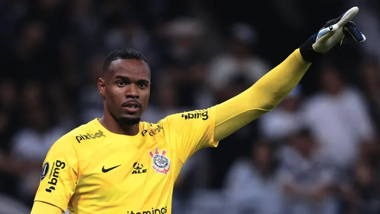 SP - SAO PAULO - 28/06/2023 - LIBERTADORES 2023, CORINTHIANS X LIVERPOOL - URU - Carlos Miguel goleiro do Corinthians durante partida contra o Liverpool - URU no estadio Arena Corinthians pelo campeonato Libertadores 2023. Foto: Ettore Chiereguini/AGIF
