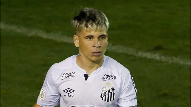 SANTOS, BRAZIL - SEPTEMBER 02: Soteldo of Santos reacts during a match between Santos and Vasco as part of Brasileirao Series A 2020 at Vila Belmiro Stadium on September 02, 2020 in Santos, Brazil. (Photo by Miguel Schincariol/Getty Images)
