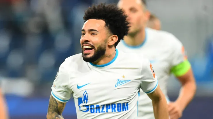 Claudinho com a camisa do Zenit - Foto: Getty Images
