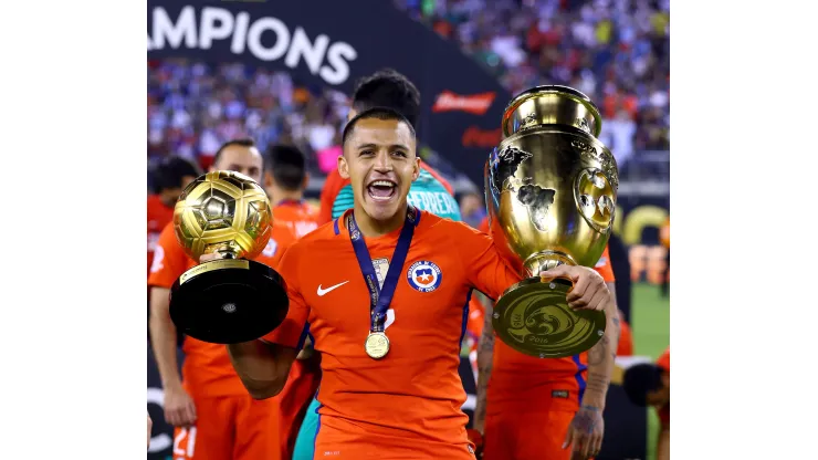 Alexis Sánchez é oficialmente procurado pelo Grêmio e salário vem à tona  - Foto: Elsa/Getty Images
