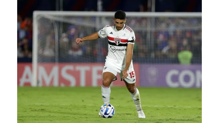 Michel Araújo no São Paulo - Foto: Daniel Jayo/Getty Images
