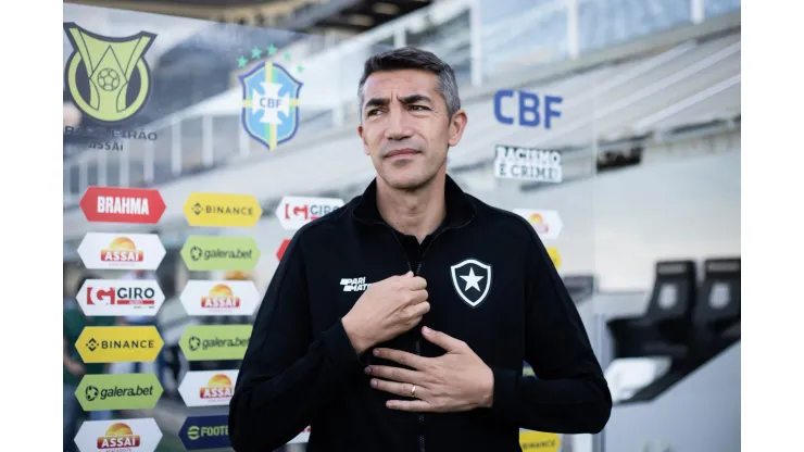 Foto: Abner Dourado/AGIF- Bruno Lage está completando uma semana no Botafogo
