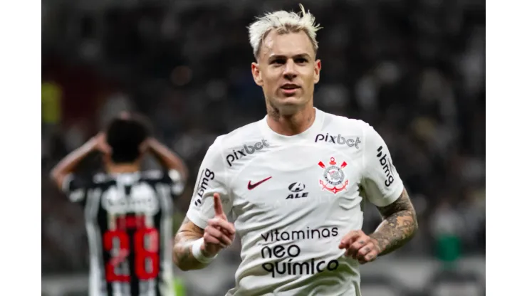 Restrição imposta por governo árabe aumentam chances de Roger Guedes ficar no Corinthians