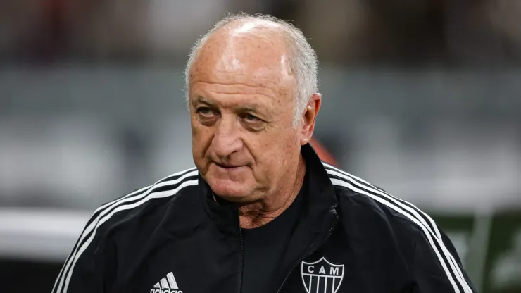 MG - BELO HORIZONTE - 02/08/2023 - LIBERTADORES 2023, ATLETICO-MG X PALMEIRAS - Luiz Felipe Scolari tecnico do Atletico-MG durante partida contra o Palmeiras no estadio Mineirao pelo campeonato Libertadores 2023. Foto: Gilson Lobo/AGIF
