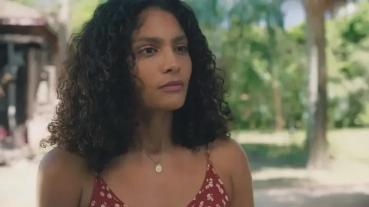 Aline (Barbara Reis) em Terra e Paixão - Foto: Globo
