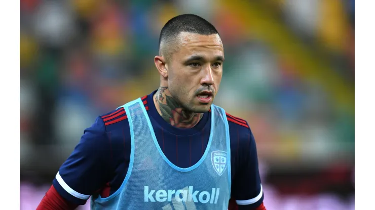 UDINE, ITALY - APRIL 21: Radja Nainggolan of Cagliari Calcio looks on during the Serie A match between Udinese Calcio  and Cagliari Calcio at Dacia Arena on April 21, 2021 in Udine, Italy. (Photo by Alessandro Sabattini/Getty Images)
