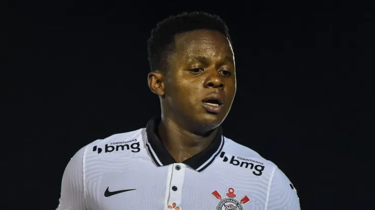 RJ - Rio de Janeiro - 26/03/2021 - COPA DO BRASIL 2021, CORINTHIANS X RETRO - Cazares jogador do Corinthians durante partida contra o Retro no estadio Elcyr Resende de Mendonca pelo campeonato Copa do Brasil 2021. Foto: Thiago Ribeiro/AGIF
