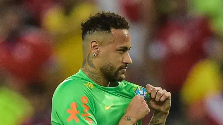 Foto: Thiago Ribeiro/AGIF - Neymar anima torcida do Flamengo
