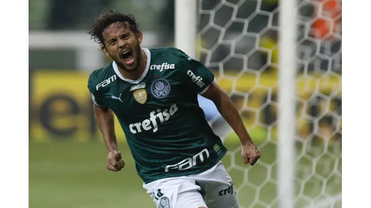 Desejo do Palmeiras vai jogar ao lado de Scarpa na Europa<br />
 - Foto: Ricardo Moreira/Getty Images)
